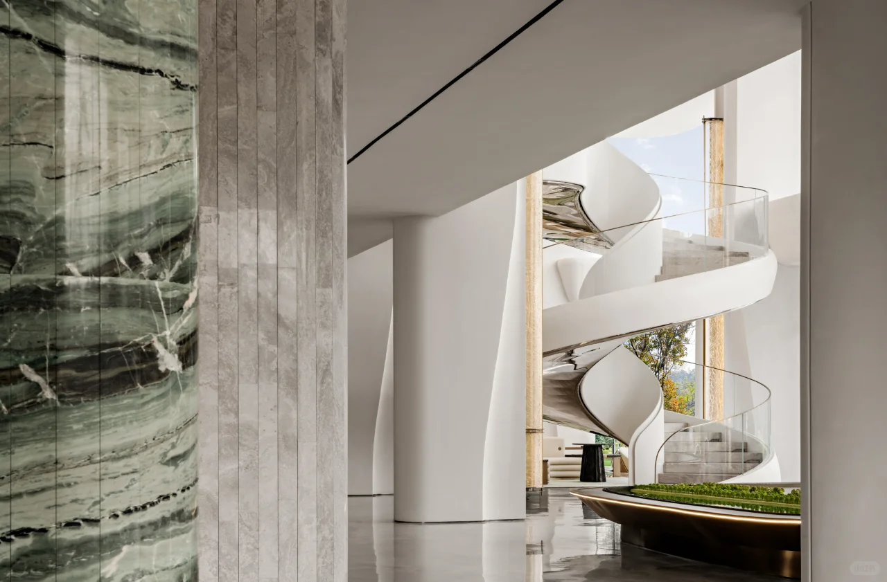 FRAMR年度入围 | 无锡奥体潮鸣🟩诗意几何