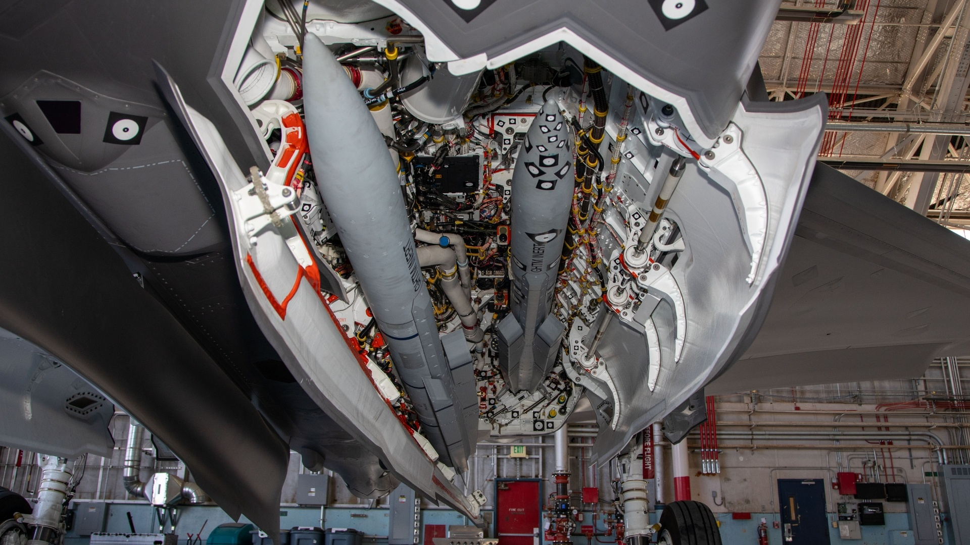 F-35开始测试整合流星空空导弹 