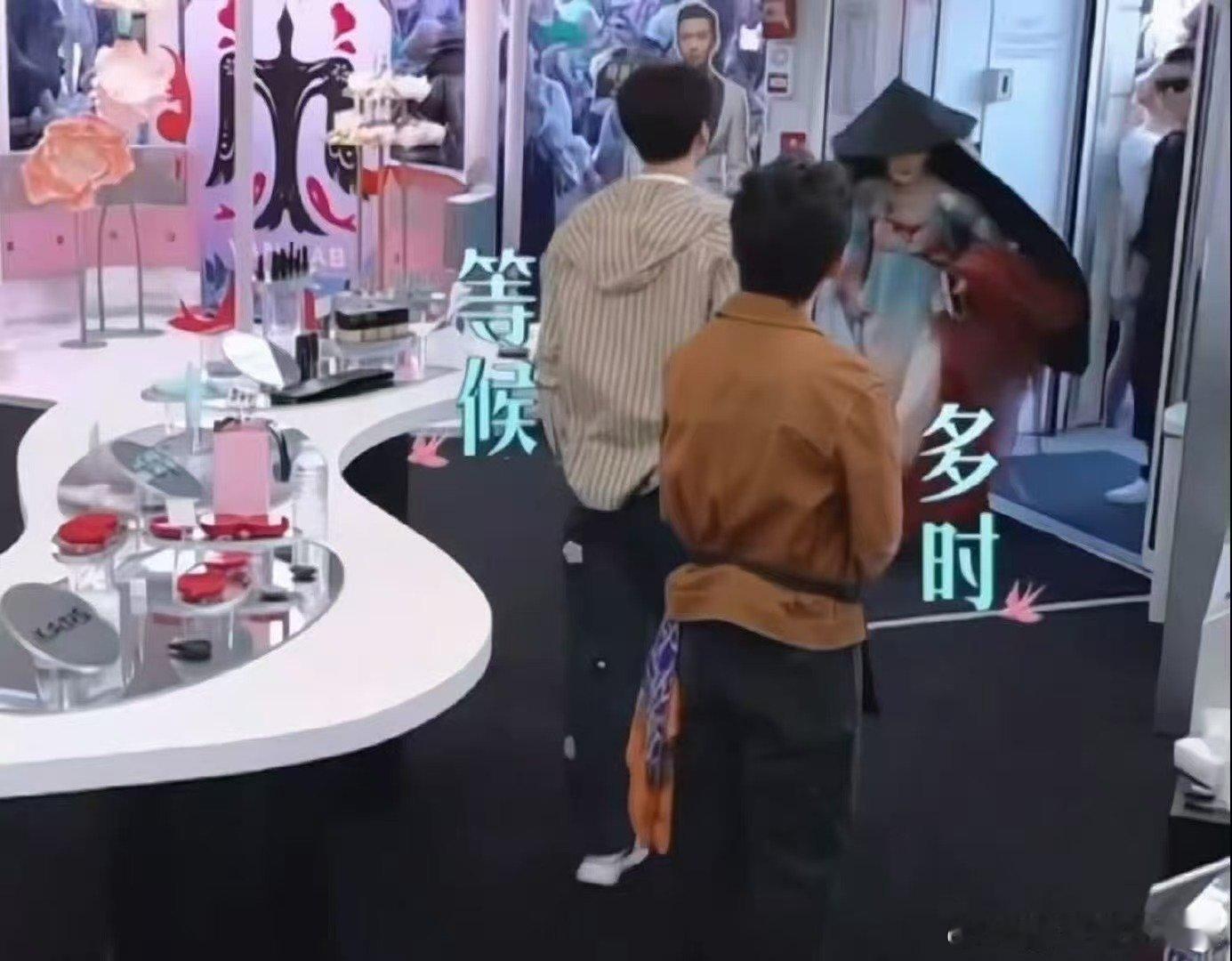 张予曦毕雯珺 你俩差不多得了 张予曦即兴唱歌，毕雯珺先怼后夸，这反差萌也太甜了！