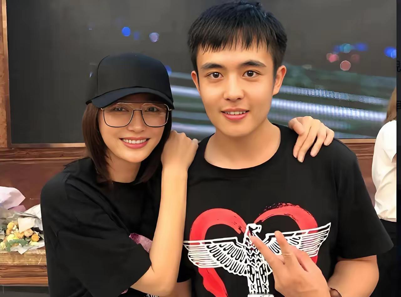 王星的女朋友，给正在交往中的男女朋友“狠狠”上了一课！星星失联后不到20分钟就“
