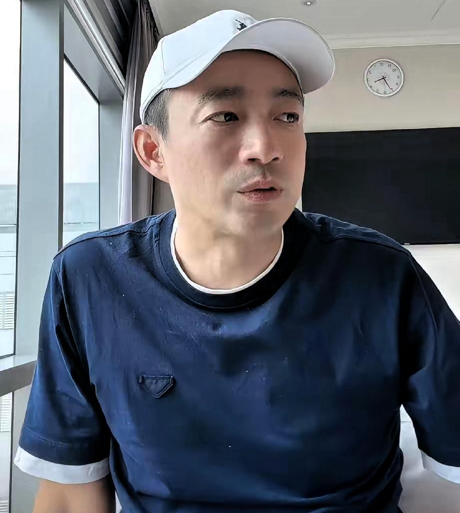 外公来了家人全笑，日子就亮了
外公来了家里就活跃了，他个人很爽快，笑声总是不断，