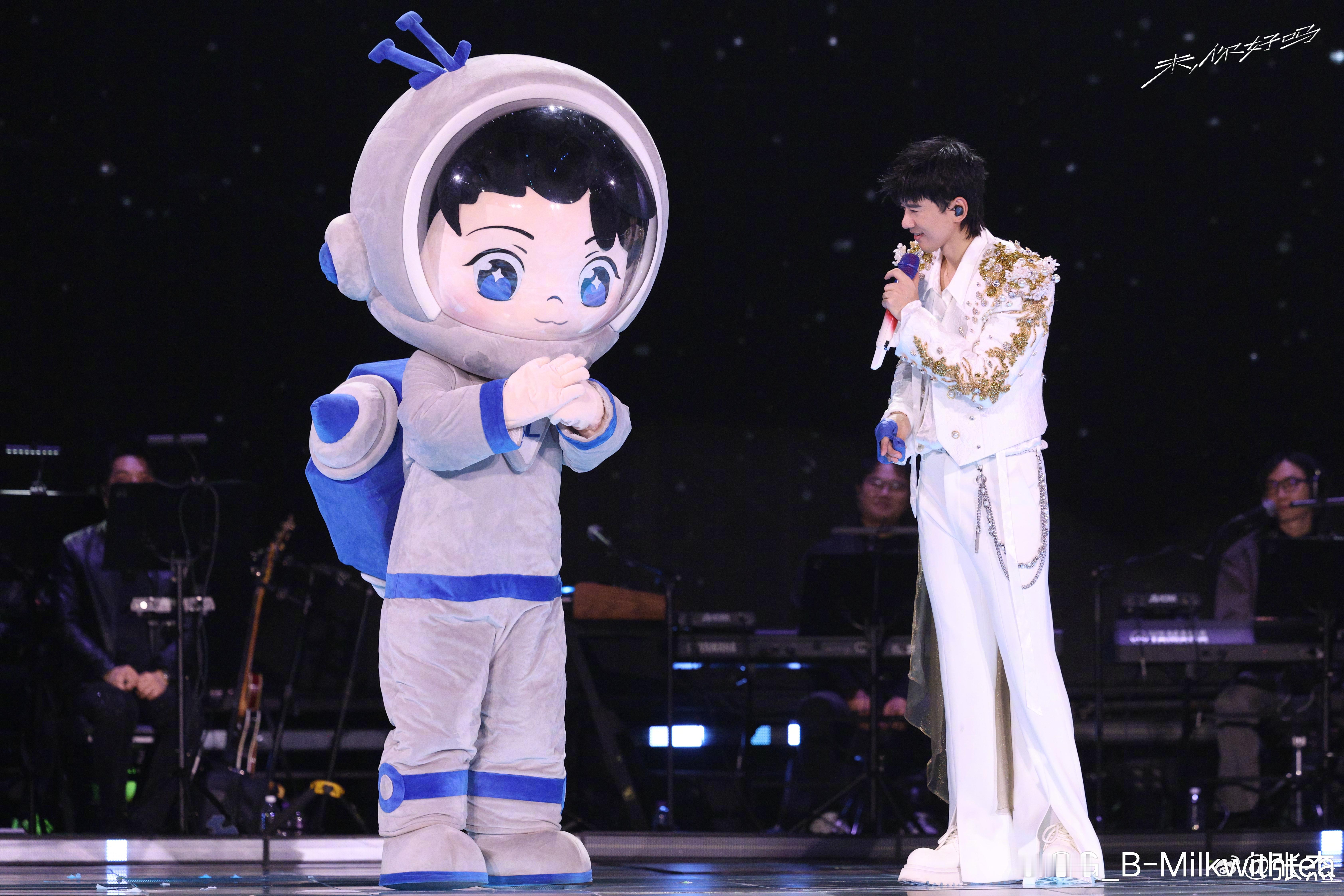 大家喜欢张杰这么久真的没有习惯他从一开始就是这样的吗“第一次想法说一定要跟她在一