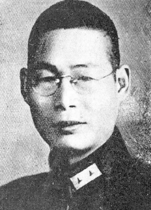 1934年，李延年抓获大批年轻的红军，居然直接下令：“这 500 多人全部杀了！