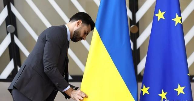 媒体：欧盟就向乌克兰提供900亿欧元贷款达成一致 保加利亚国家电台报道，欧盟成员