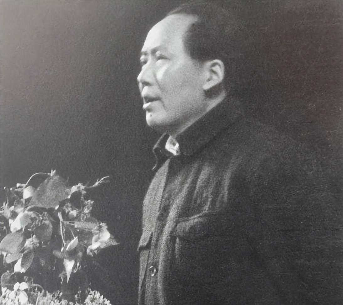 我一直以为，抗美援朝是彭老总从头打到尾。今天才知道，错得有多离谱。
 
你知道当