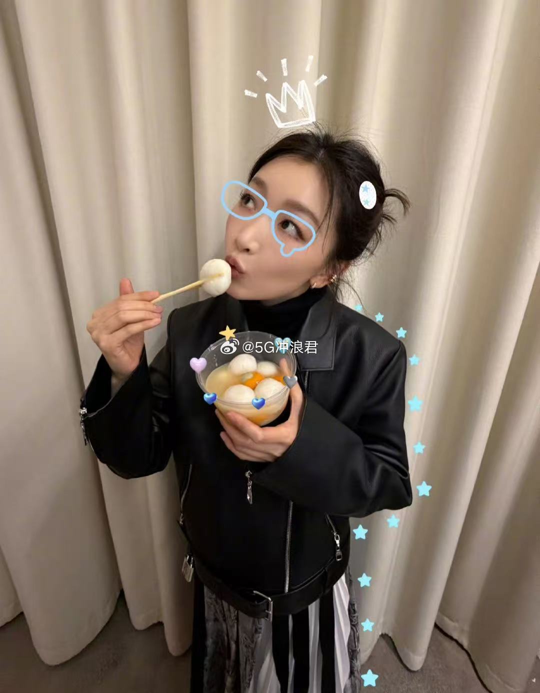 周冬雨不做演员想去养驴周五晚高疯 听到周冬雨说想养驴真的被逗笑了，小驴是宠物大驴