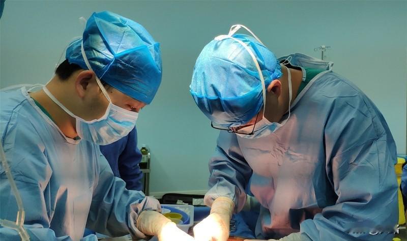 怀孕本是件幸福的事，但全球不足50例的罕见肝脏妊娠，却让准妈妈们面临巨大生命威胁