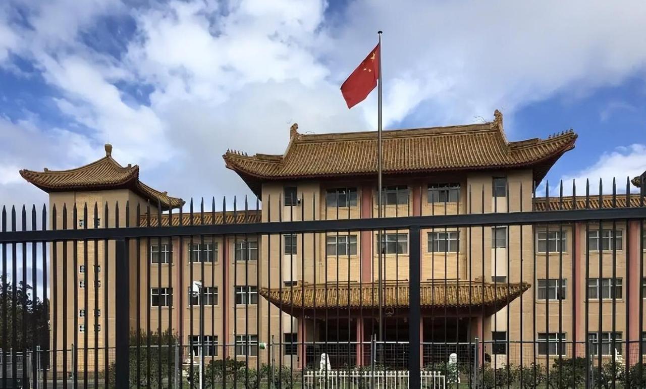 3 月24日上午，东京发生一起严重外交安全事件。一名持有日本陆上自卫官证件的男子