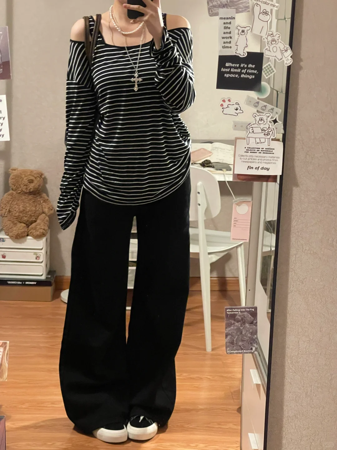 露肩条纹