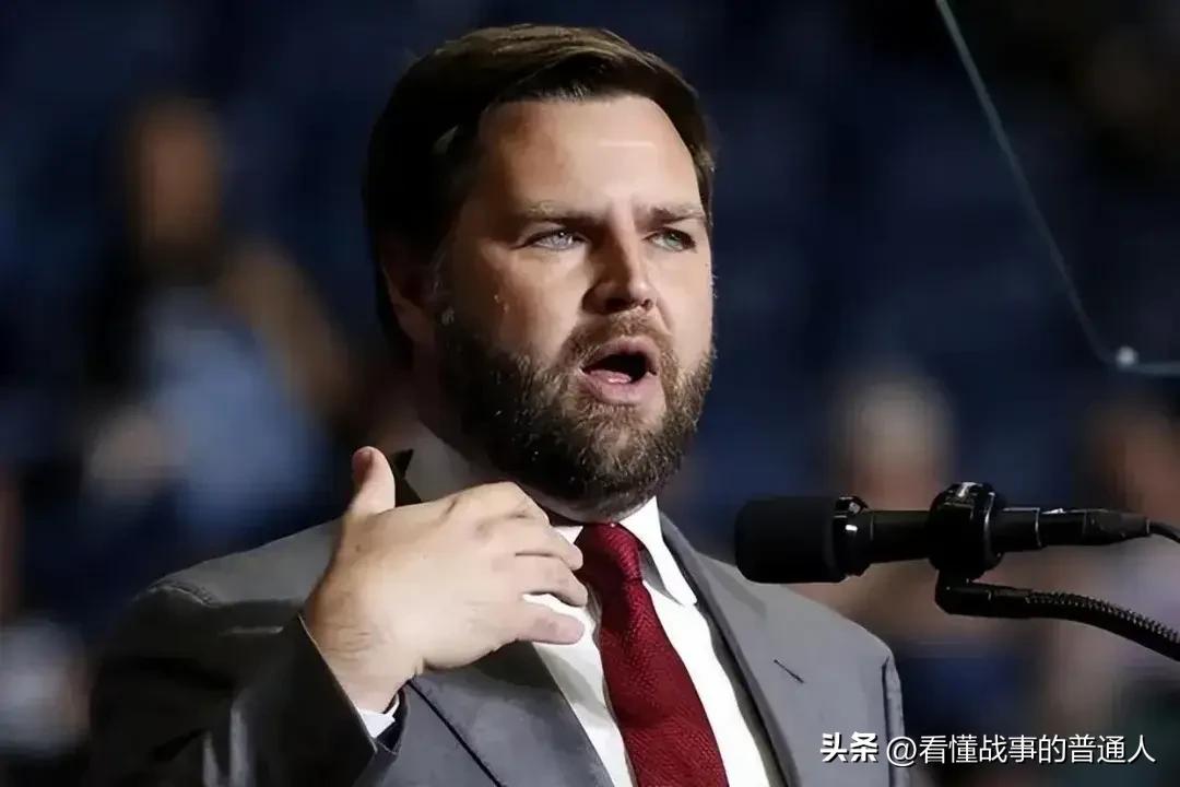 两只手攥住台湾！第一只手：2025年12月，11亿美元军售落地，PAC-3MSE