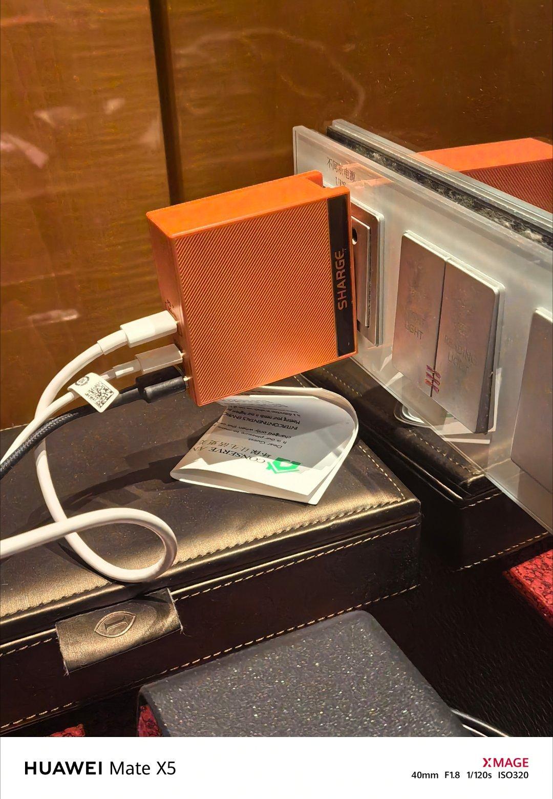 这洲际的插头是真垃圾啊。