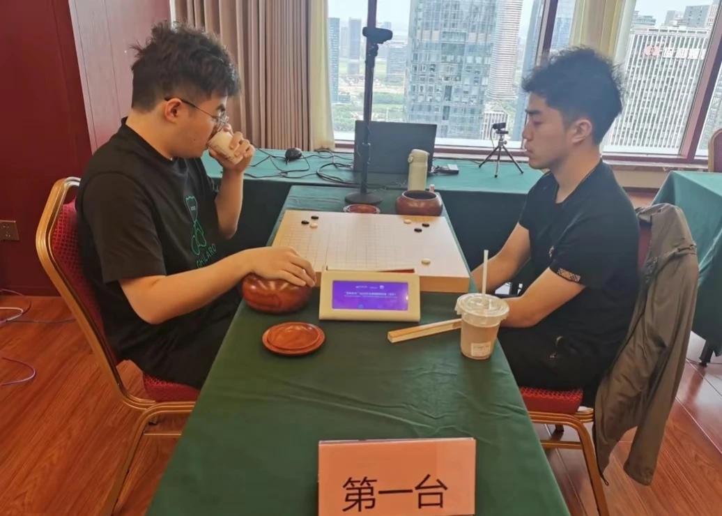 三星杯预选有喜有忧



第28届三星杯世界围棋大师赛中国队预选赛战罢六轮，场上