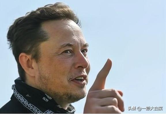 美国慌了？马斯克紧急发声，语出惊人：“唯一能让美国摆脱债务危机、避免破产的办法，