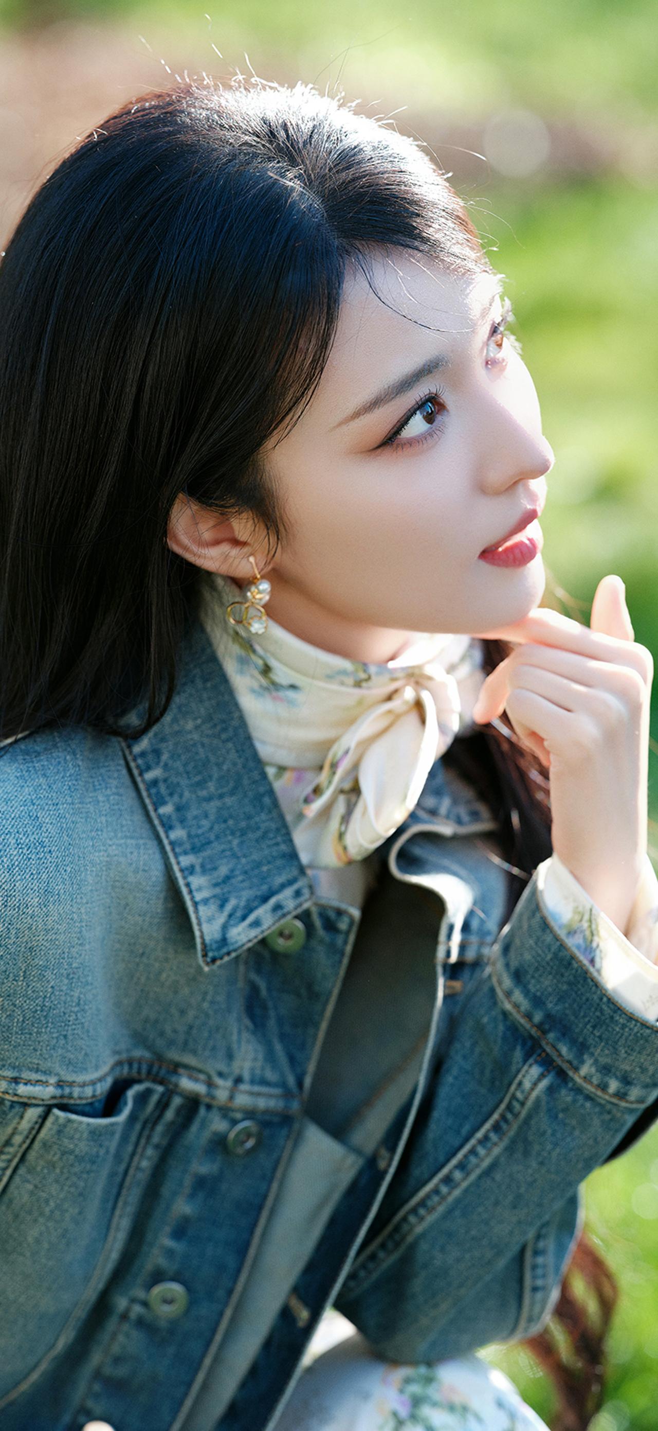 美女壁纸-第5973期-王楚然