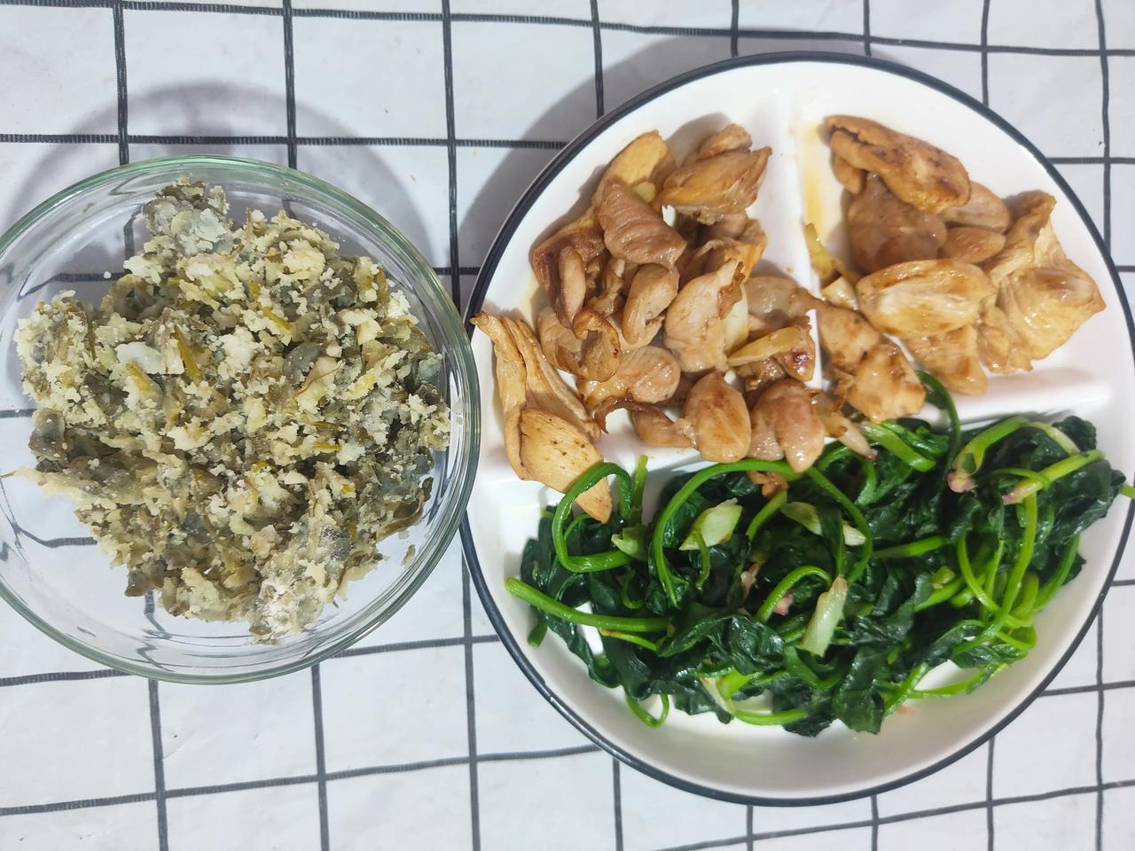 7天瘦10斤挑战第二天，轻断食后体重连续掉秤了，昨天体重120.4斤，今天体重1