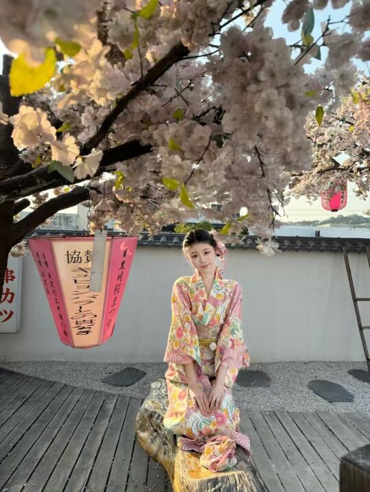 女大学生的周末