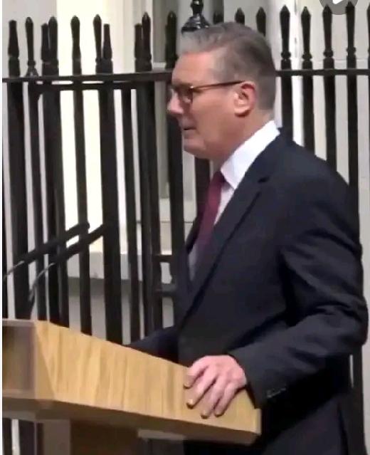 当地时间6月22日上午，英国首相斯塔默在唐宁街10号发表声明宣布辞职。这消息一出