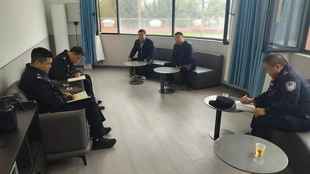 “警”盯安全，开展系列校园宣传教育活动

为切实强化辖区校园安全管理，有效防范和
