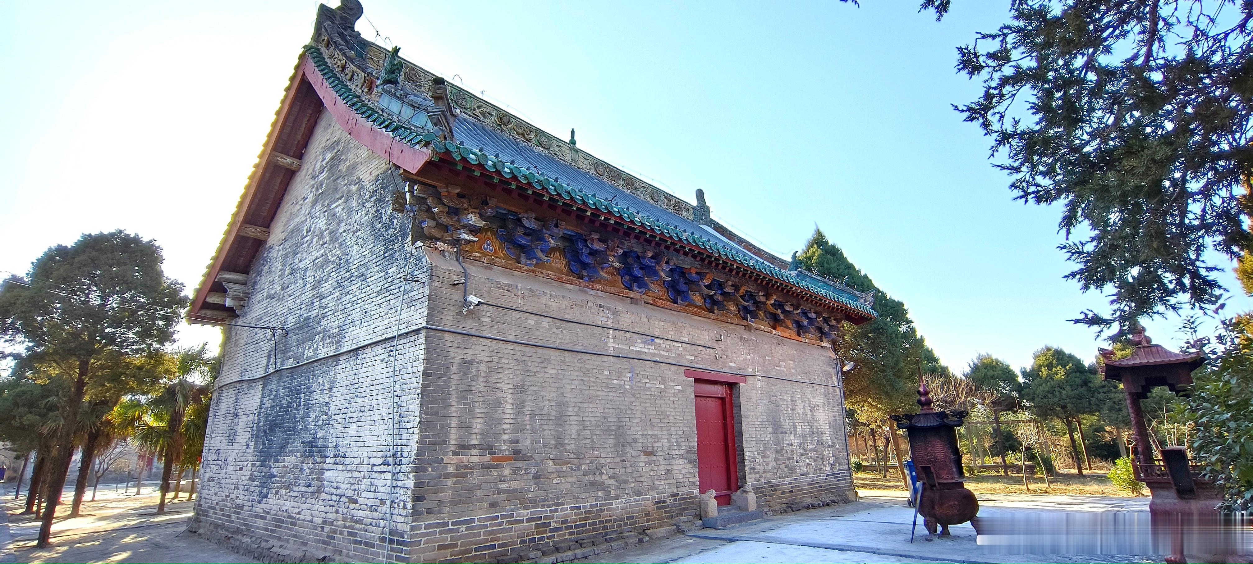 河南许昌  天宝宫        天宝宫，位于河南省许昌市建安区西北25千米艾庄