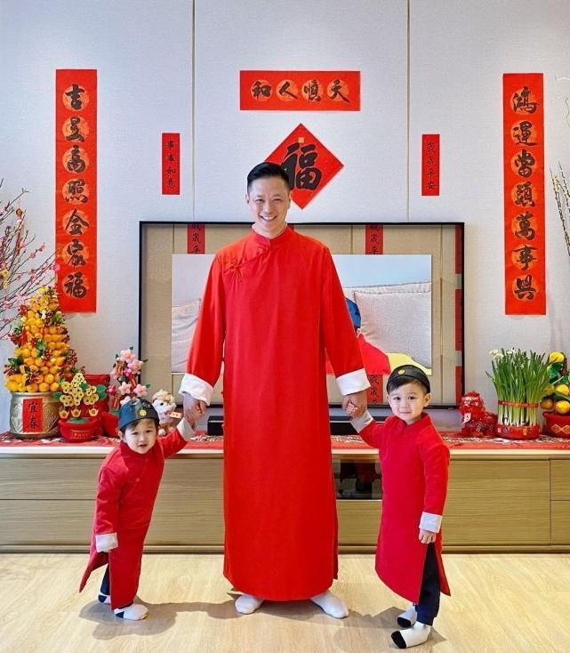 家庭兴旺的六方法，

第一个方法是家庭成员健康平安，
第二个是夫妻少拌嘴，
第三