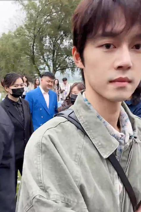谢彬彬出席黄子韬徐艺洋婚礼谢彬彬参加黄子韬徐艺洋婚礼 ​​​