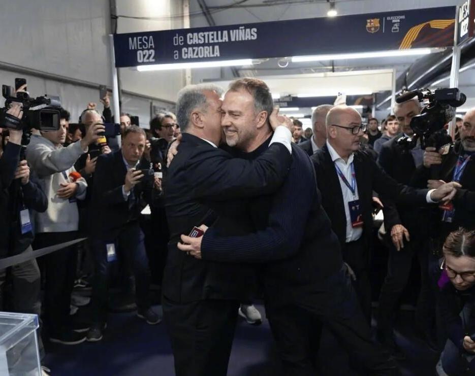 欧洲转会新闻汇总！
★水到渠成！
巴萨主帅弗里克与俱乐部已经就续约至2028年达