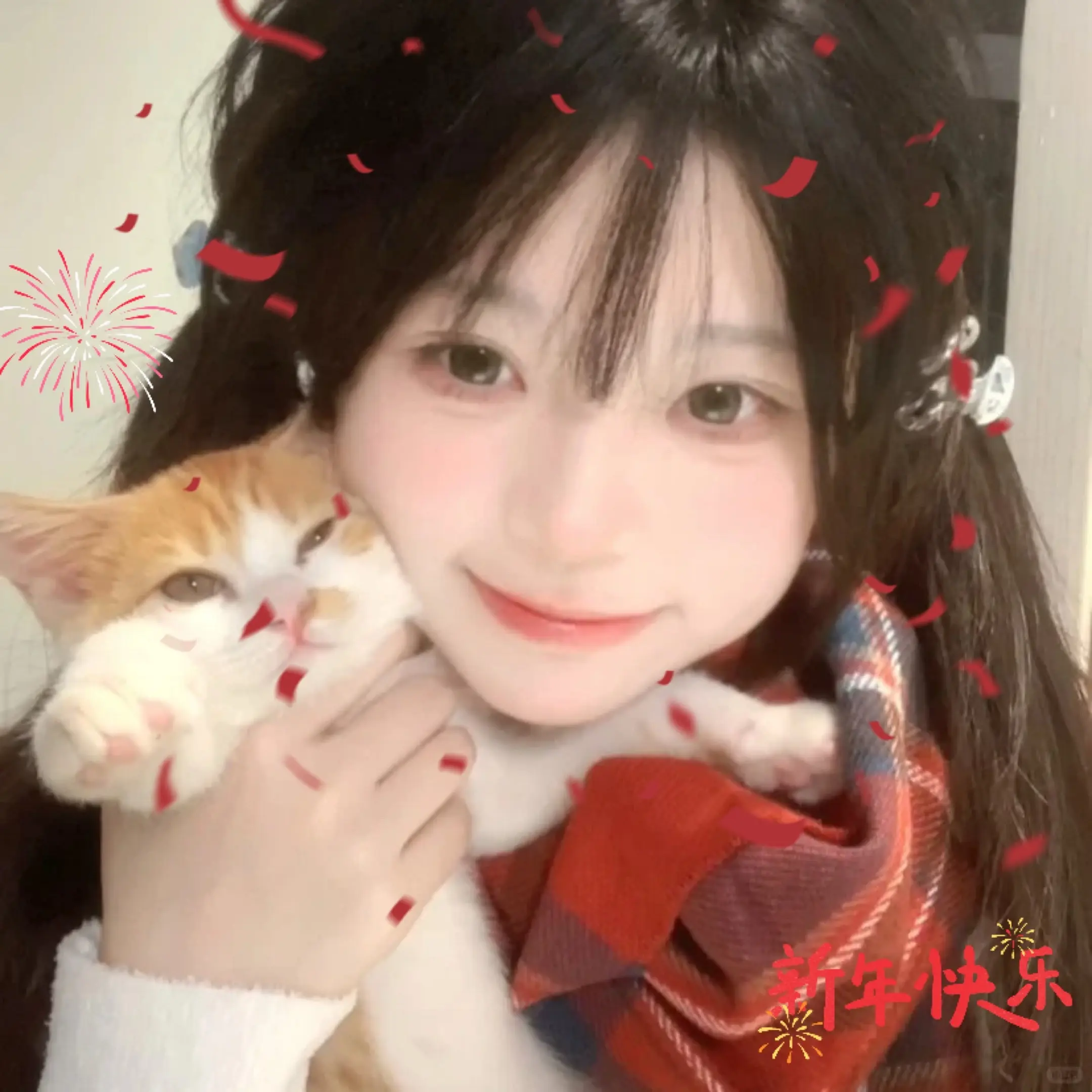存一些新年和元宵的拍照姿势🧧新年快转运。适合新年和元宵节的拍照姿势！...