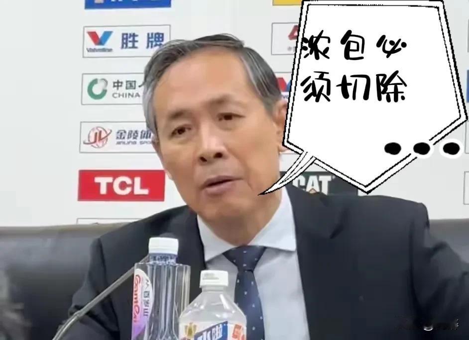 周琦就是行走的600万，不管走到哪支球队，也不管他打不打球、出不出力。

这样的