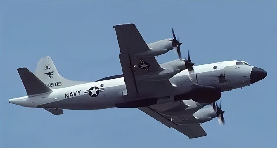 中美博弈的关键在于谁更强硬。

但看看美国这些年的操作，你会发现真正的问题可能藏