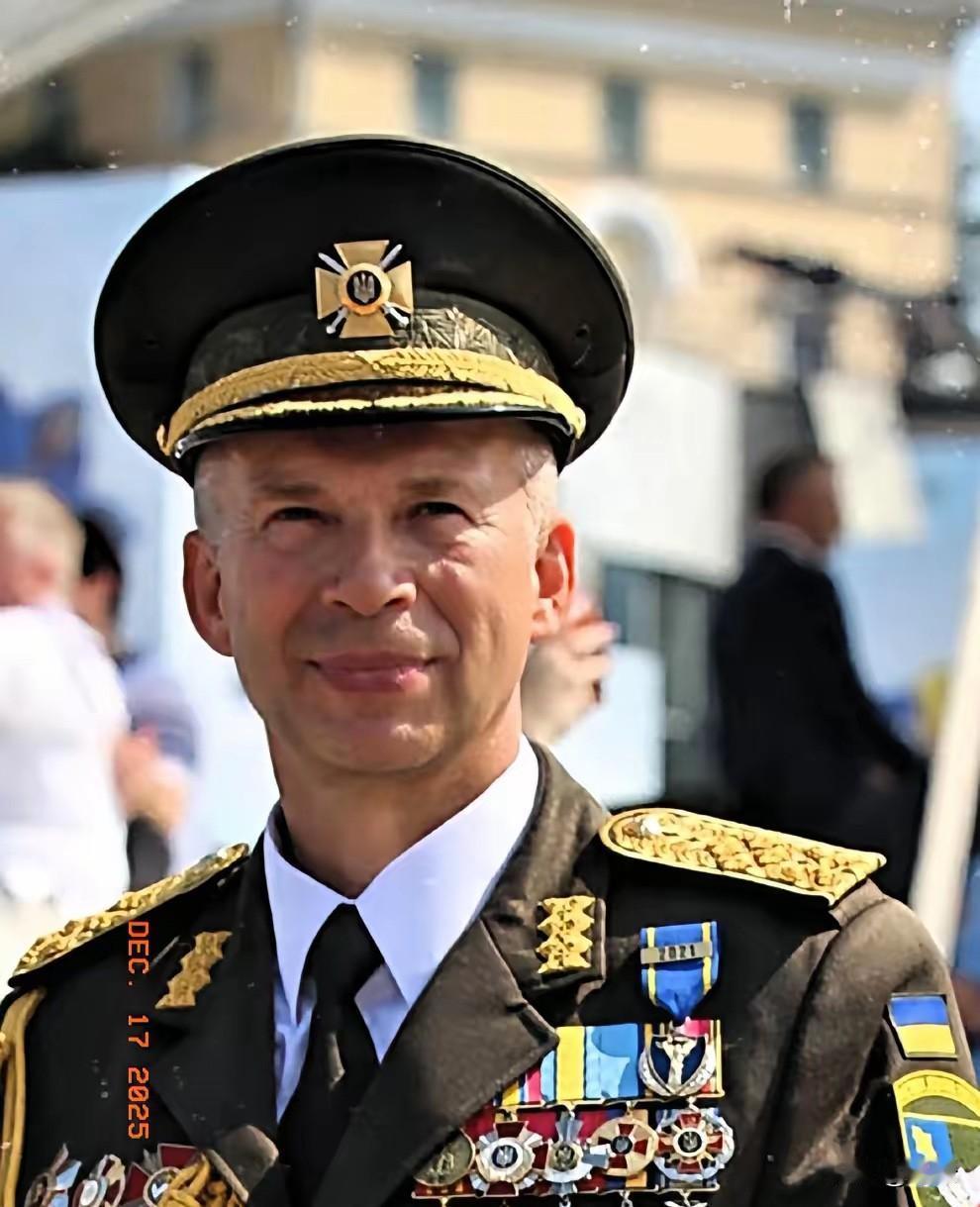 乌克兰在战场怎么输已经很可怕了，但是更可怕的问题在乌克兰出现了！当地时间16日，