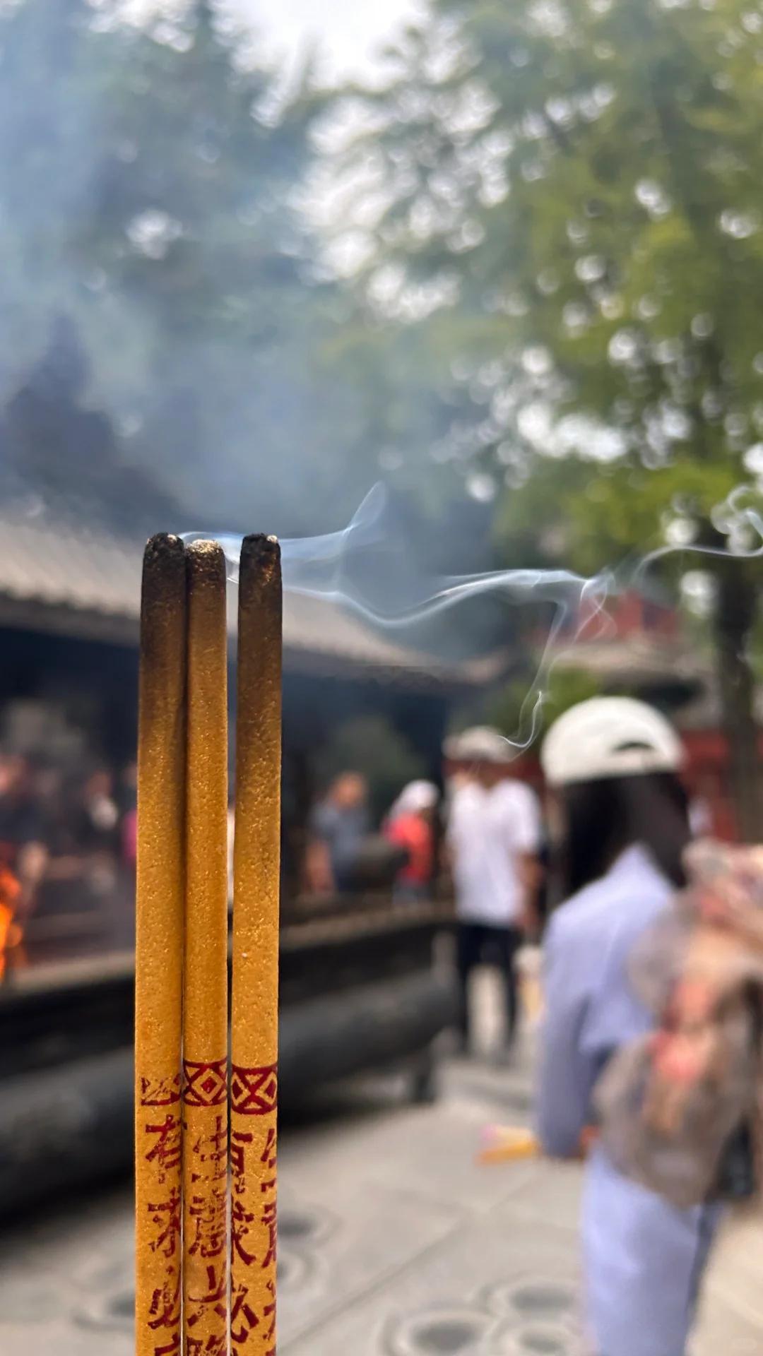 学会敬畏天时地利人和，持之以恒，久之必会福慧圆满 ​​​