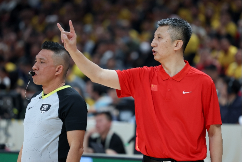 #郭士强谈集训重点#【中国男篮公布最新集训名单，赵睿余嘉豪等回归备战世预赛】#赵