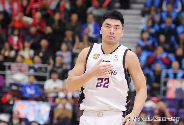 杨鸣：今天李晓旭和郭艾伦都不会出场！
生死战缺少这两人加油吧辽宁男篮