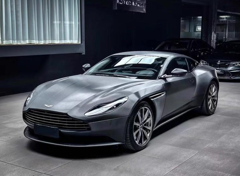 阿斯顿马丁 DB11 V8 Coupe2019年3月上牌，13800公里原版原漆