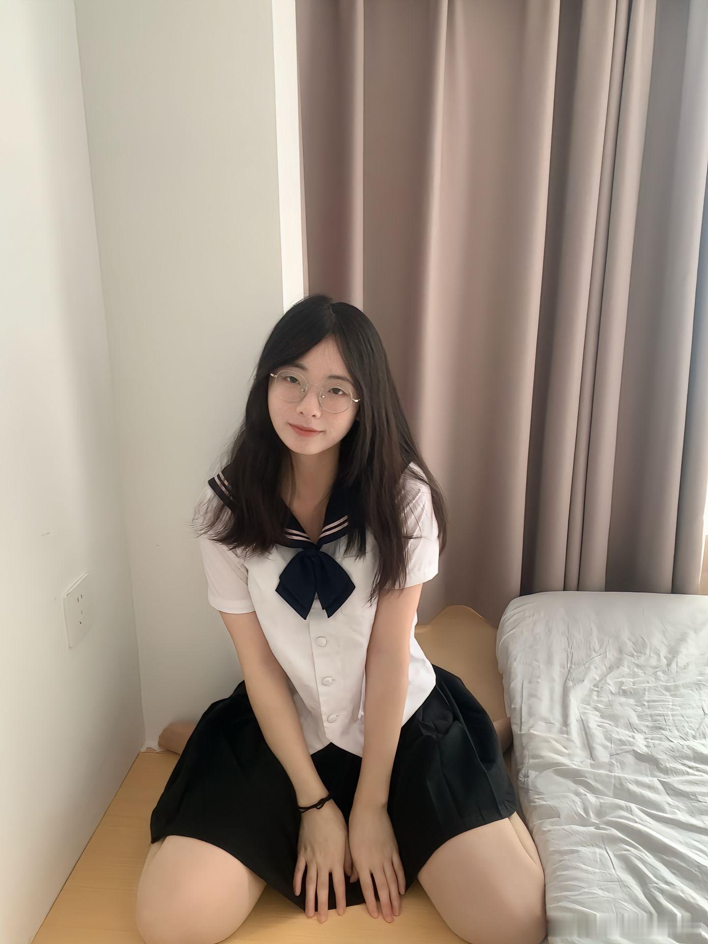 jk私影爱笑的jk女孩颜控正义日记的红包美女