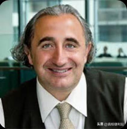 一个加拿大犹太裔教授，加德·萨阿德，突然在网上发帖，呼吁全球犹太人赶紧去做一件事