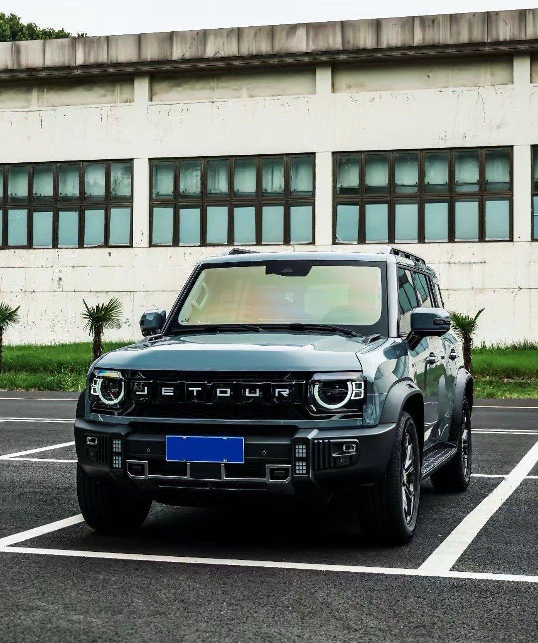 汽车后市场，给捷途旅行者出的路虎卫士同款车灯[允悲][允悲][允悲]这谁看了还能