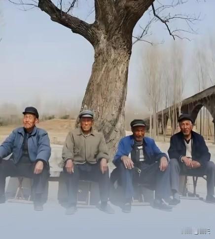 联韵藏情，墨香传意
 
上联下联，是中华诗词文化的璀璨瑰宝，一字一句间藏着对仗的