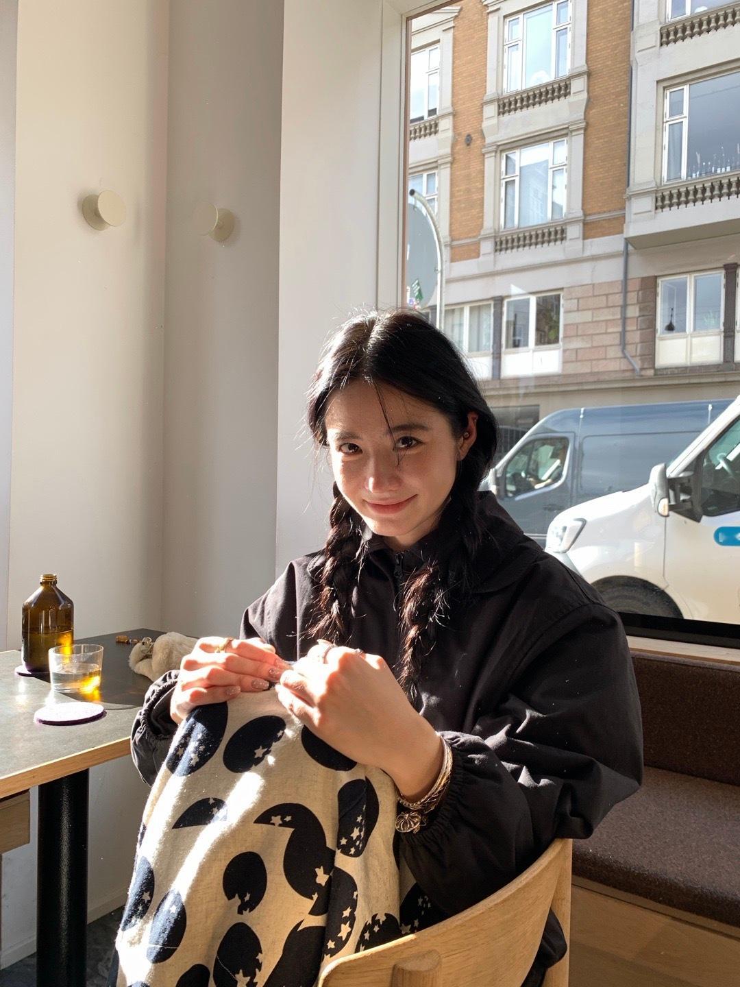 中秋快乐ღ🥮╹◡╹🥮ற！今天喝了四杯热美式（滚烫的美式 烫死了）➕好几个肉桂