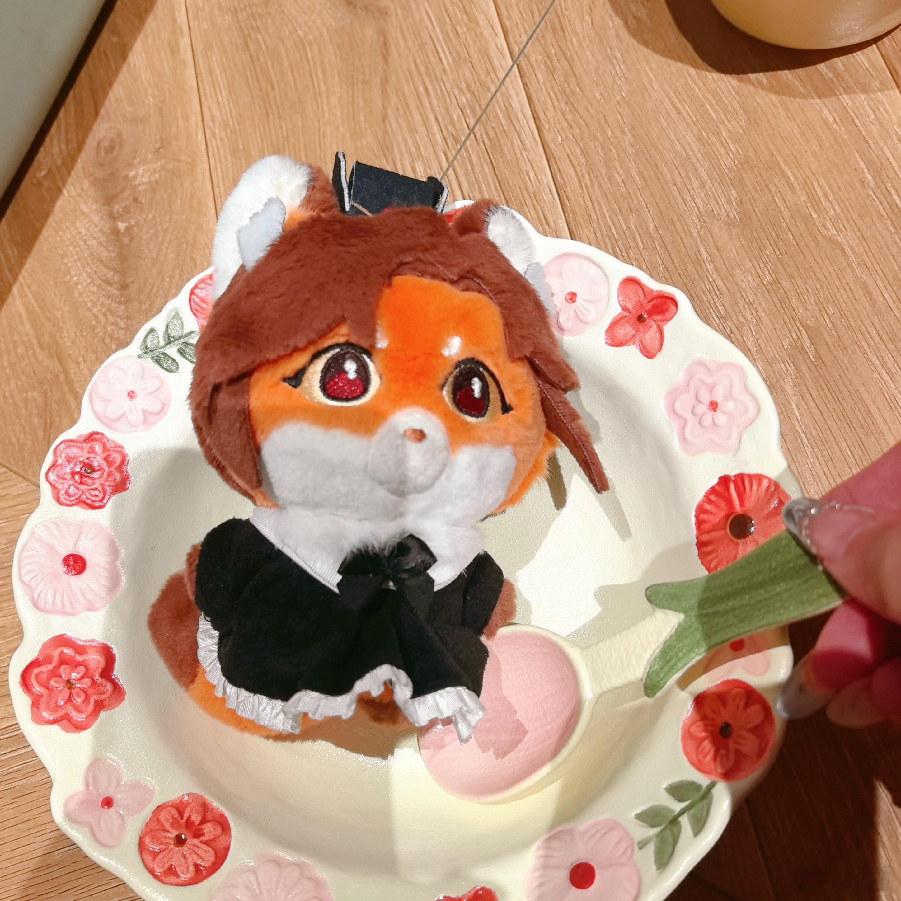 提前吃了生日蛋糕，买了漂亮盘子，画了可爱的宝宝——超级幸福的一天这个盘子装小宝宝