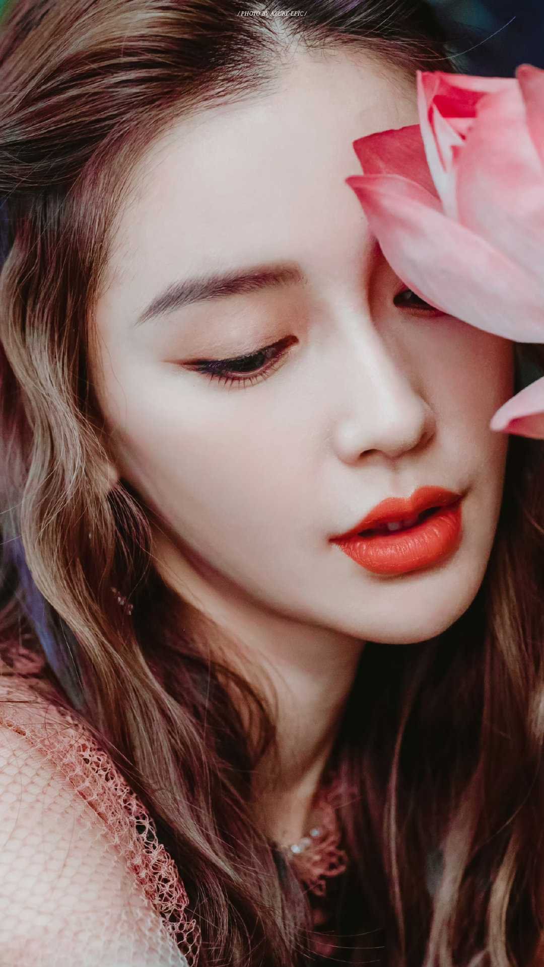 angelababy angelababy 时间予我千万种满心欢喜，沿途逐枝怒放