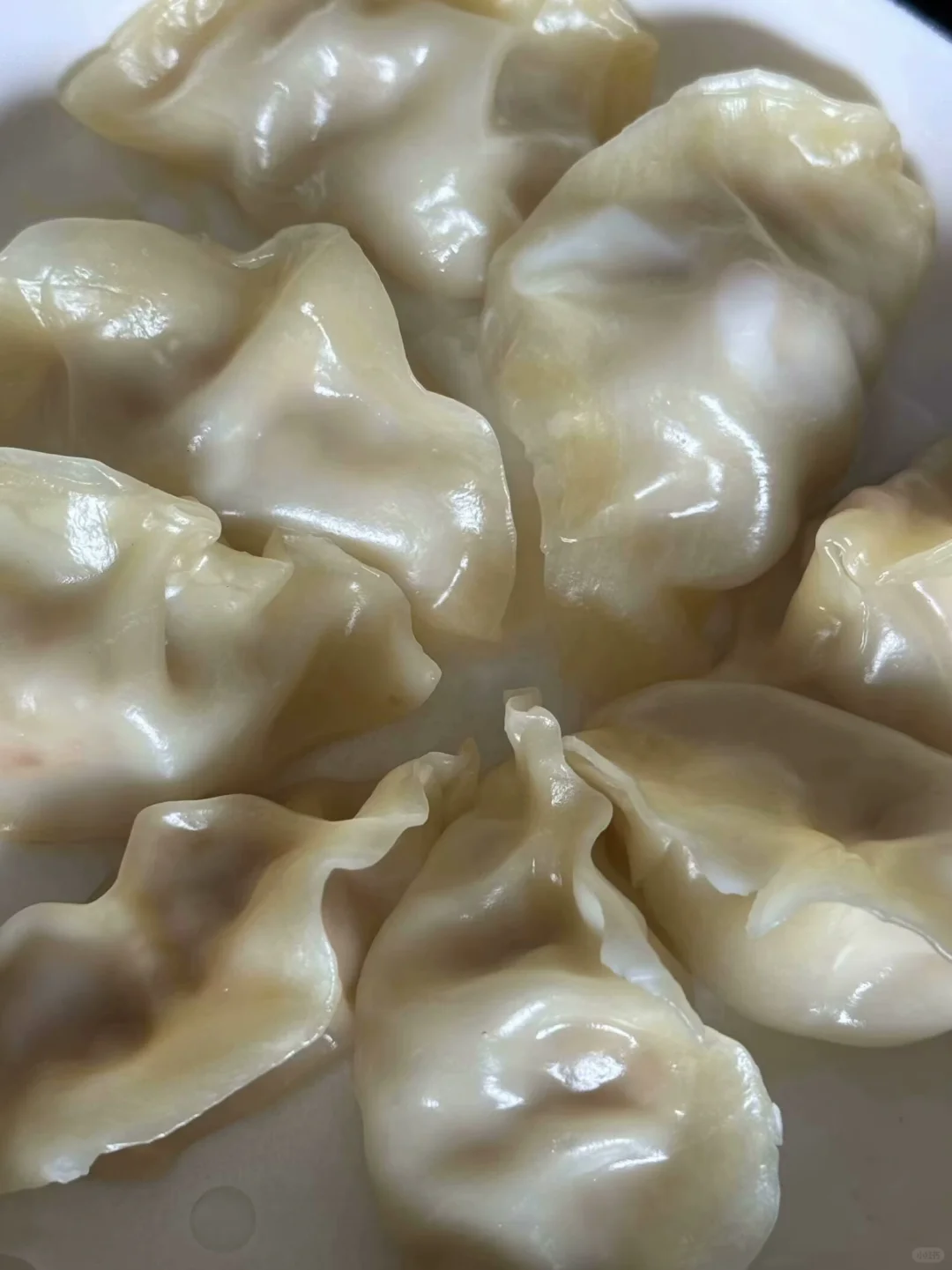 吃完又吃第2333天饺子