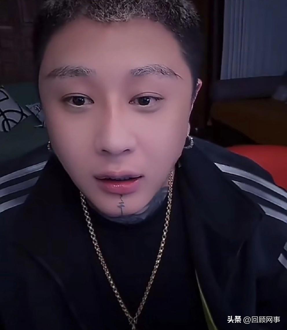 方丈回应是否是老葛签约艺人，调侃我挣钱给他分95%！

          桑娜