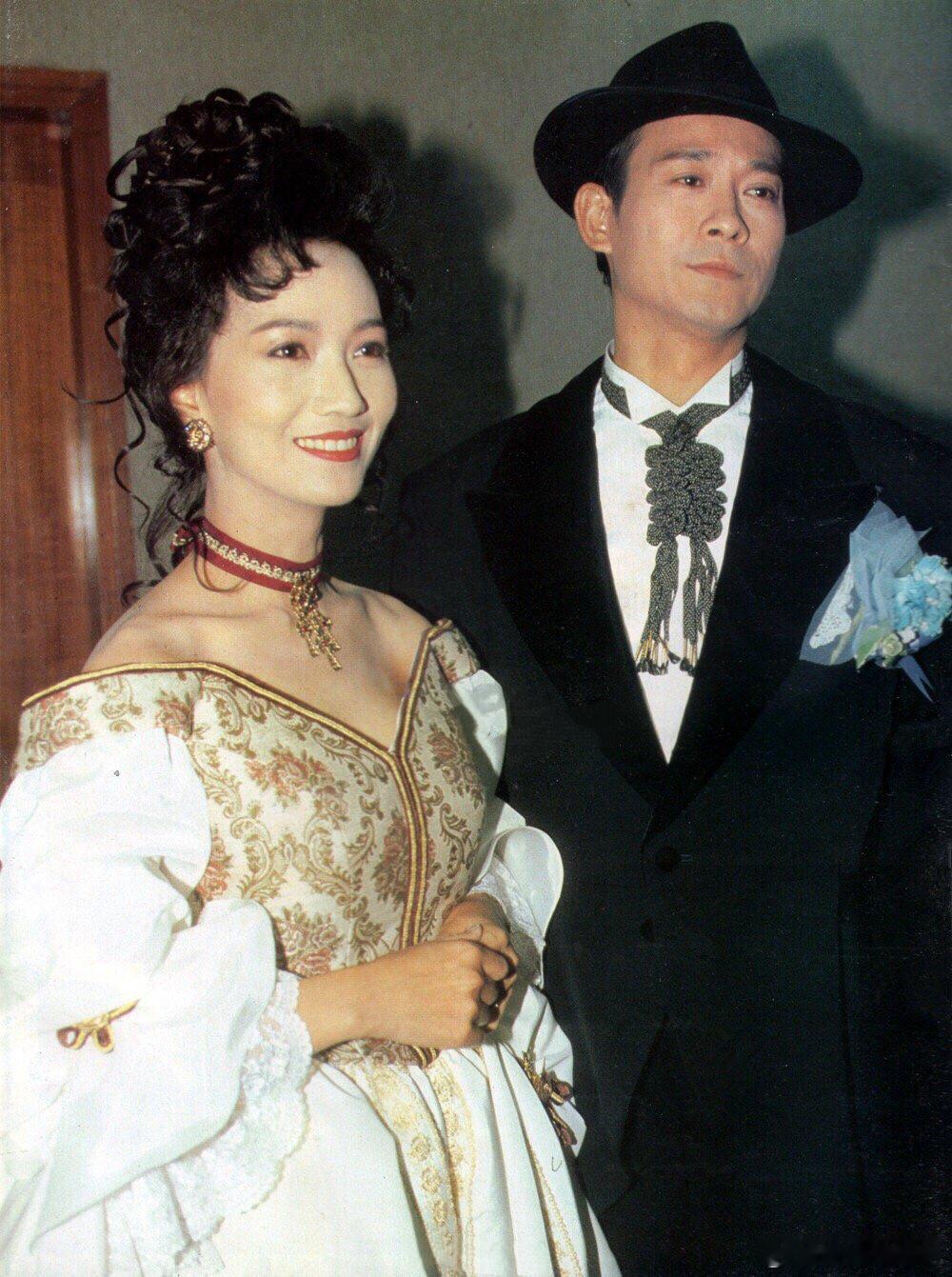 赵雅芝、郑少秋 