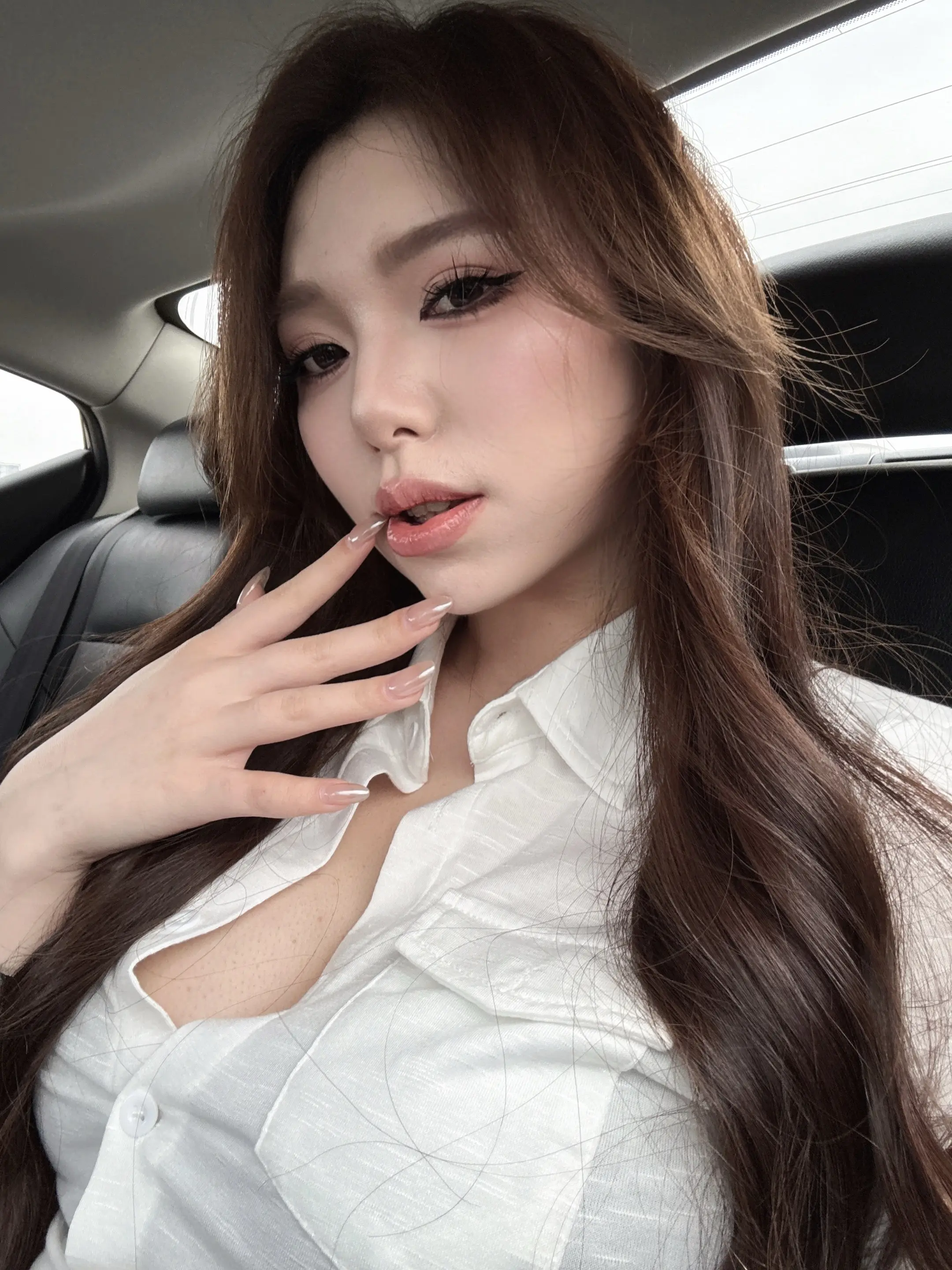 👄