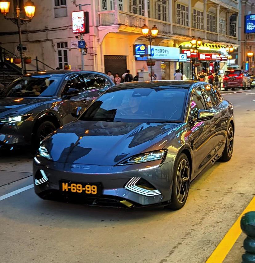 你要说这是比亚迪，第一眼还真不敢相认 ​​​