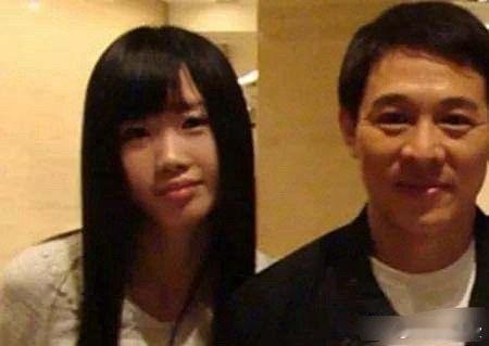 李连杰估计自己做梦也想不到，自己的4个女儿，分别是两任妻子所生，可是这长相却天差