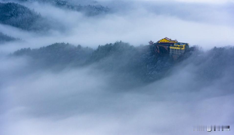 这次去九华山地藏菩萨道场，说实话，不愧是正法道场。除了门票160元，上山索道钱，