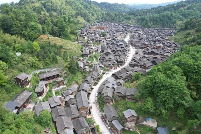 贵州黄岗村等4个中国乡村入选2025年“最佳旅游乡村”
17日，联合国旅游组织举