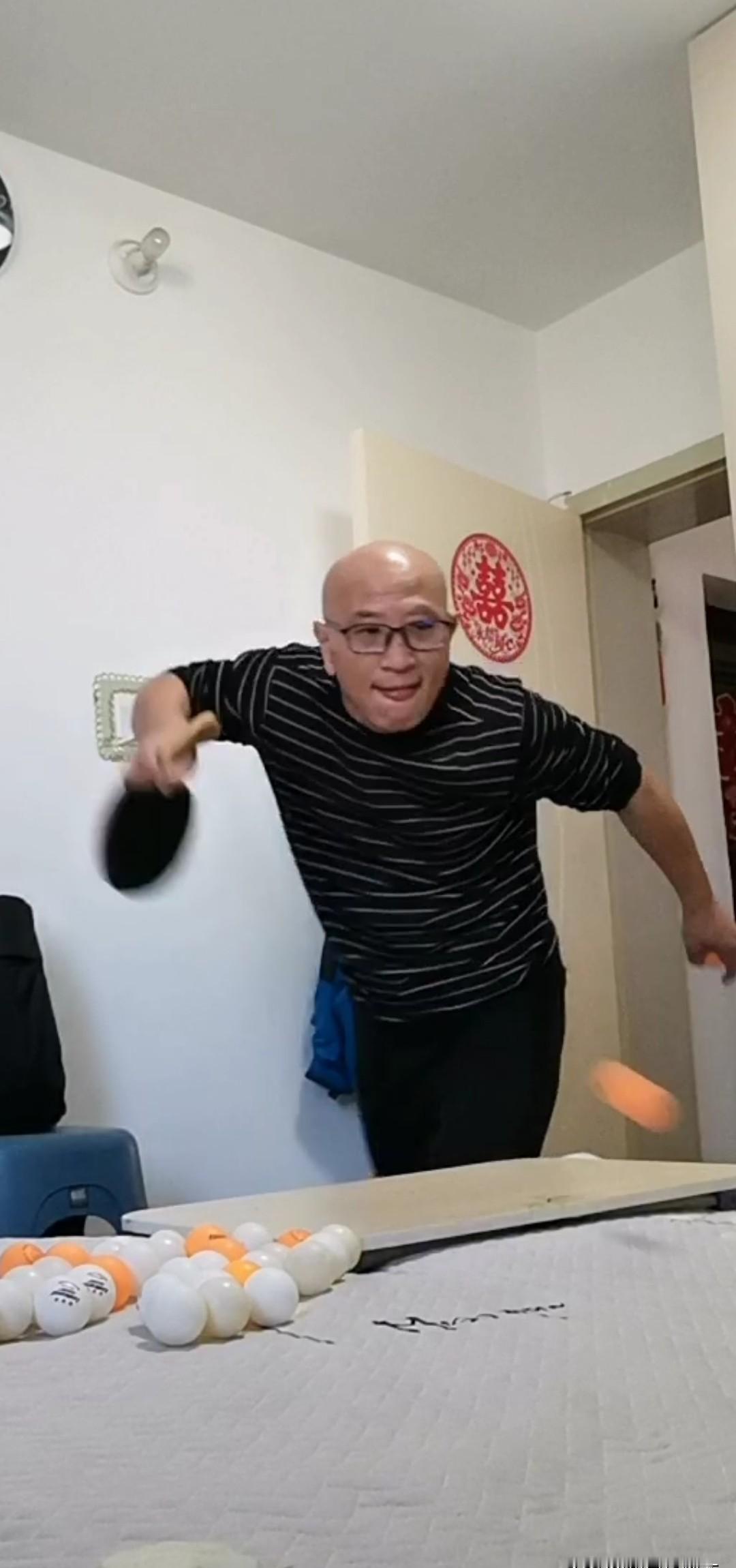 发球总被对手一眼看穿？
你练的每个动作都在巩固错误。
葫芦岛阿木的四步训练法缺了